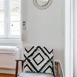 Vintage Inspired Flat In ליסבון
