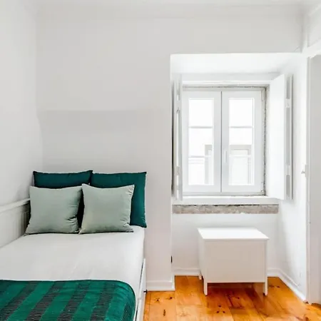 Unique And Stylish Flat In Historic *