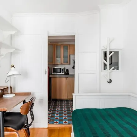 Unique And Stylish Flat In Historic