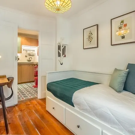 Διαμέρισμα Unique And Stylish Flat In Historic *