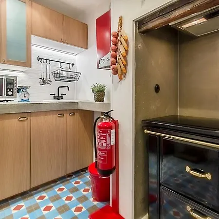 Διαμέρισμα Unique And Stylish Flat In Historic *