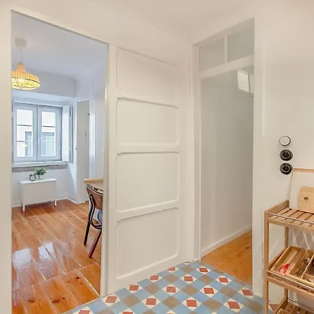 Апартаменты Unique And Stylish Flat In Historic *