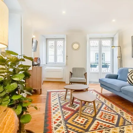 Apartment Unique And Stylish Flat In Historic